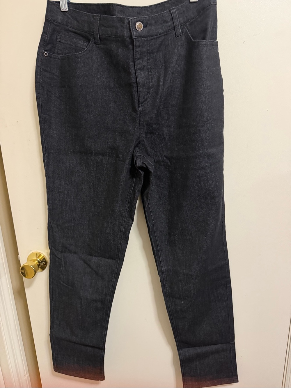 Denim&Co Women’s Slim Straight Jeans in Dark Charcoal